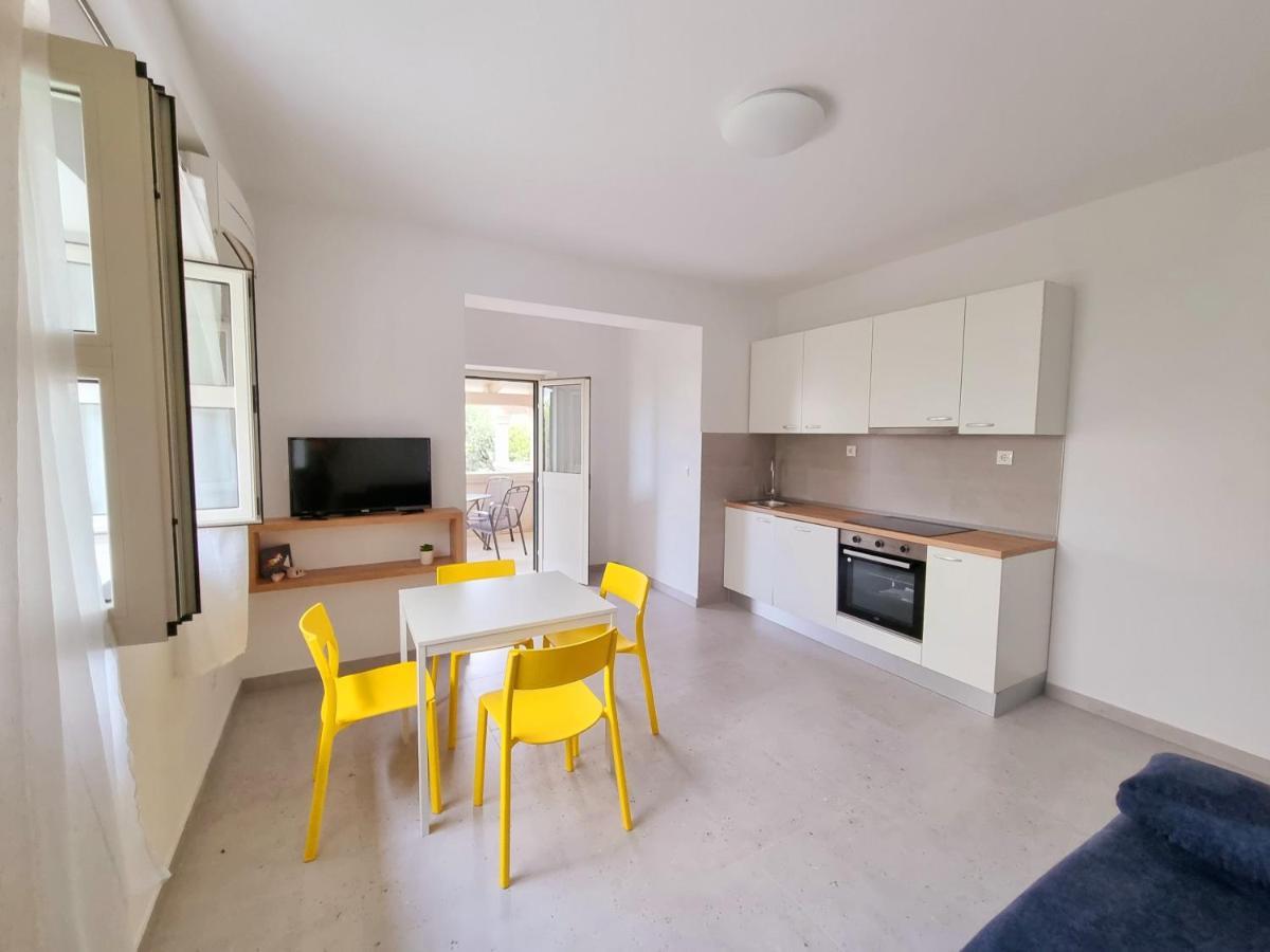 Apartments Iskra Duće Kültér fotó
