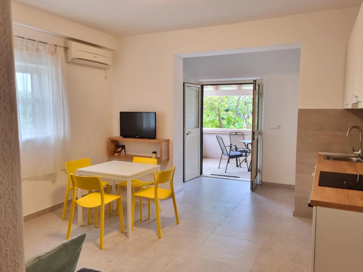 Apartments Iskra Duće Kültér fotó