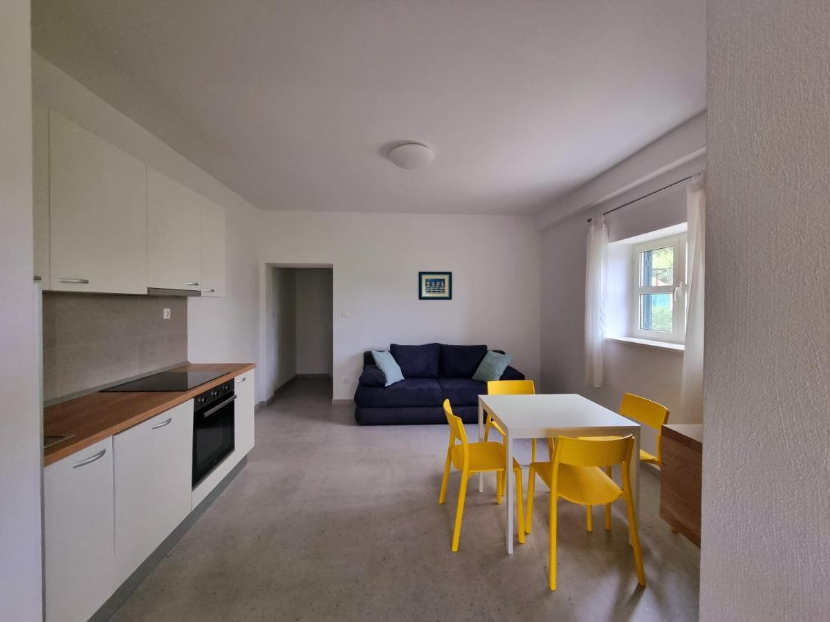 Apartments Iskra Duće Kültér fotó